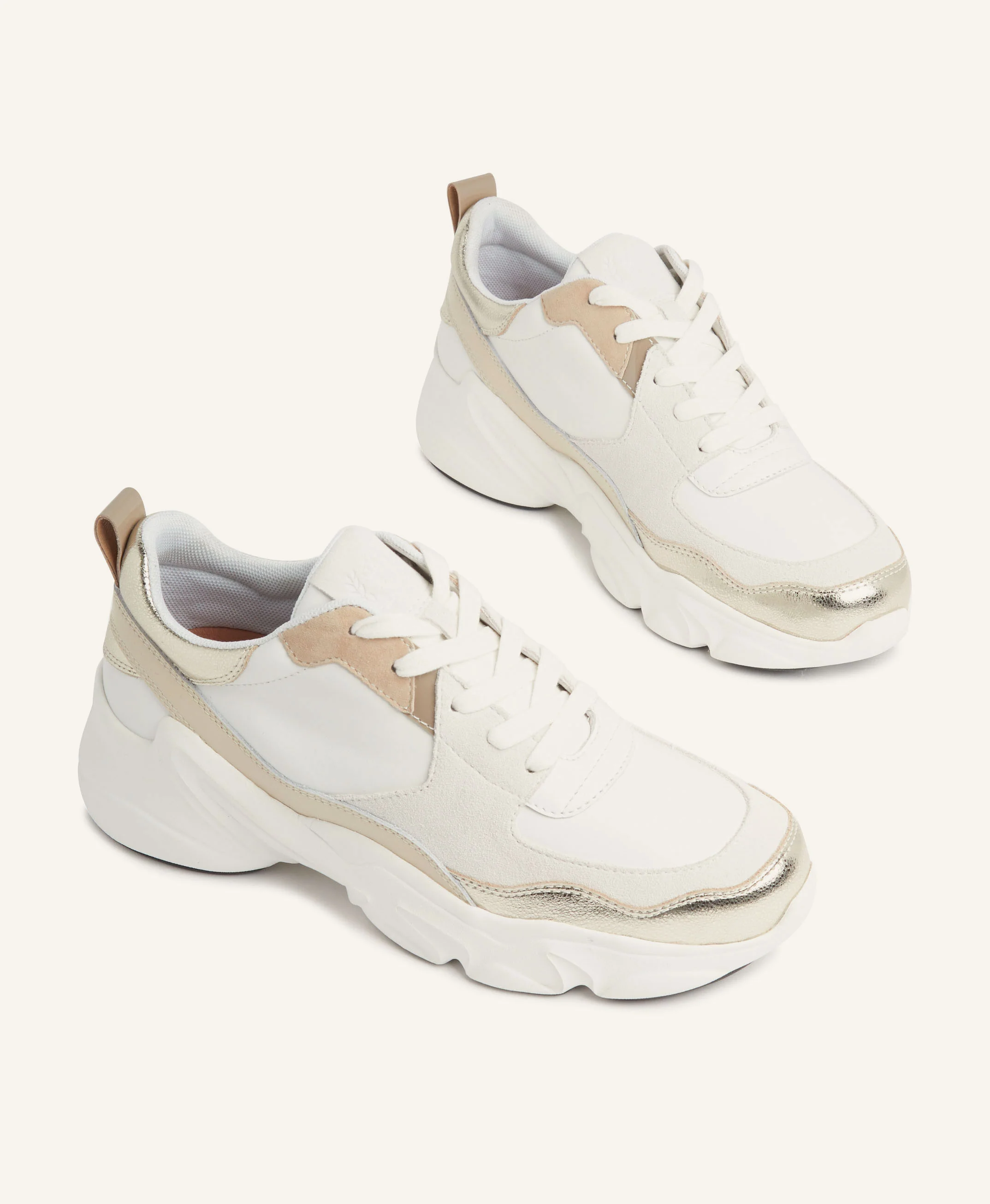 Roman Sneaker - Image 4